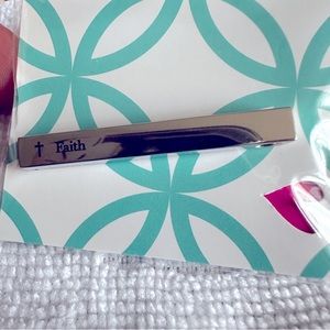 Faith pendant